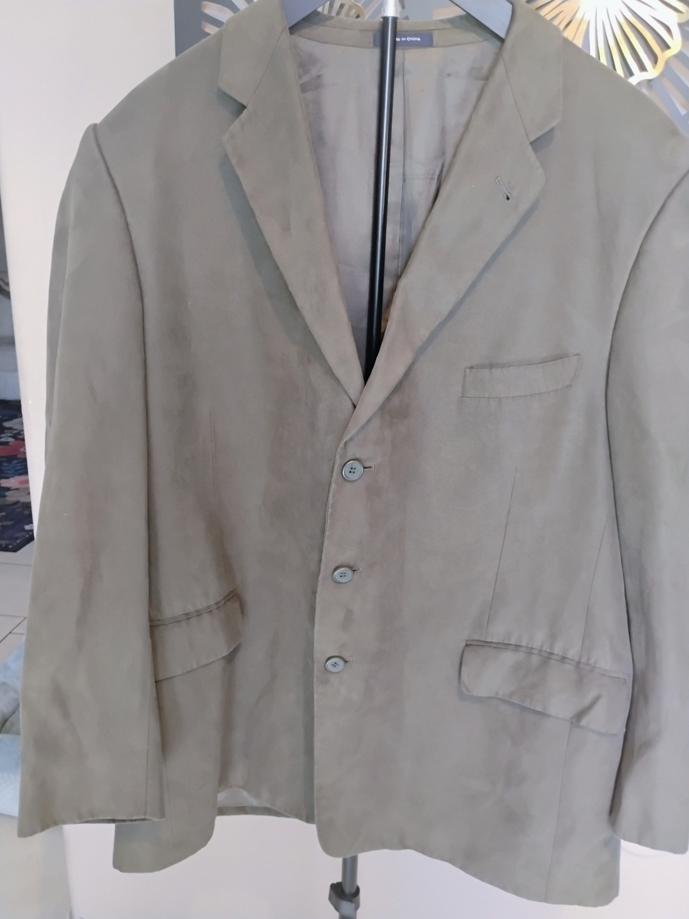 Roundtree & Yorke Size 48R Men's Taupe Suede Sport Coat